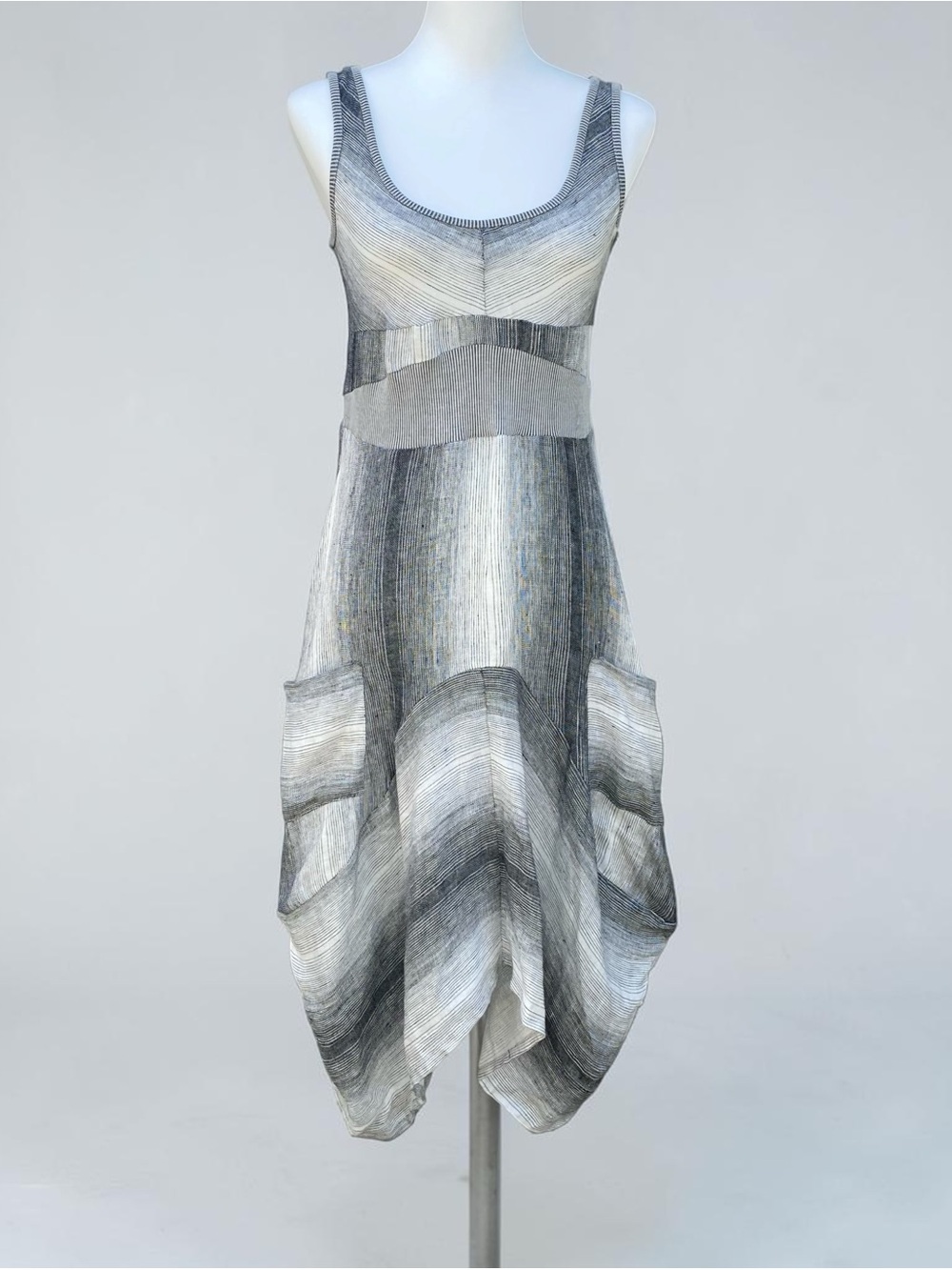 Inizio Italian Linen Magic Dress L (M)Tank Trapeze Tulip Hem Lagenlook, Coastal